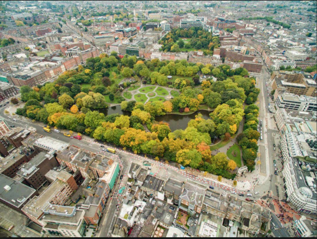 Nature lovers will love ambling through the lush greenery of St Stephen’s Green, taking a respite from the hubbub of Dublin