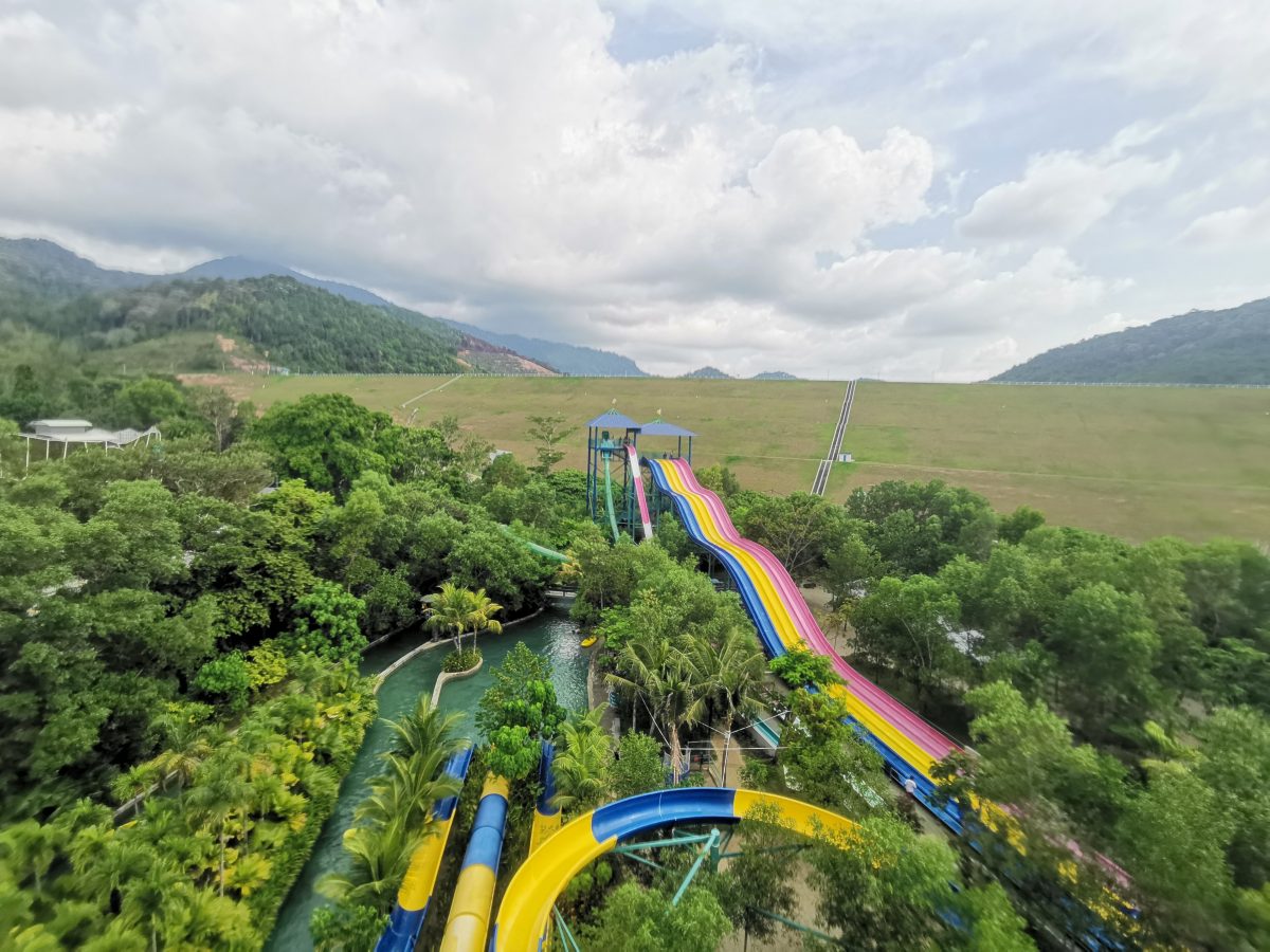 With more than 30 exciting rides, Penang’s ESCAPE Theme Park is the perfect place for an outdoor adventure 