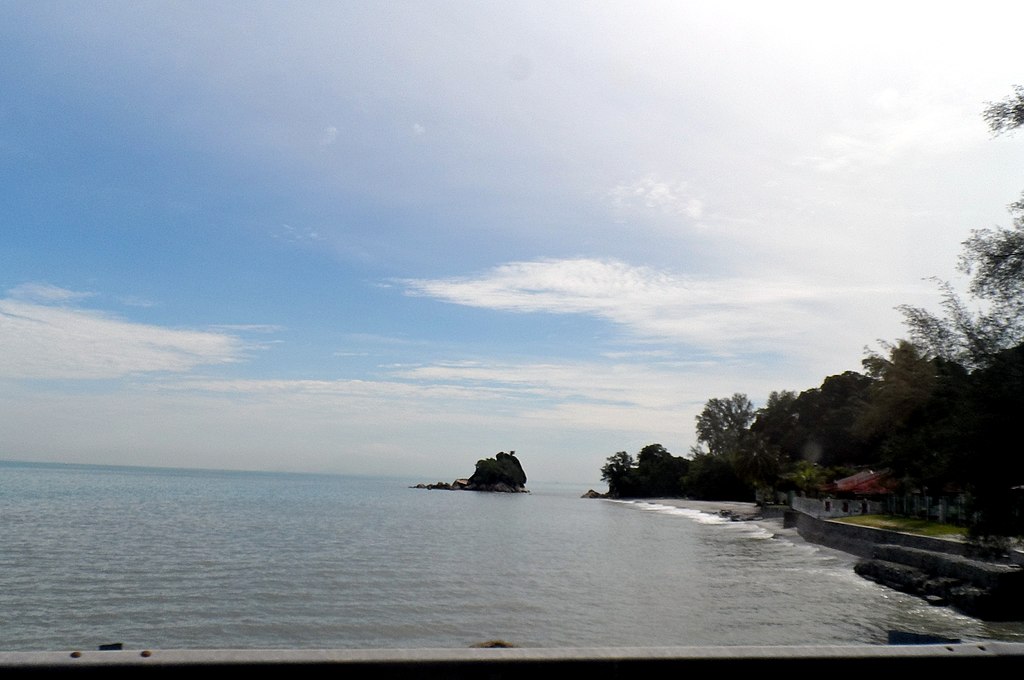 A long stretch of white sand and blue waters awaits you at Batu Ferringhi, Penang’s most popular beach