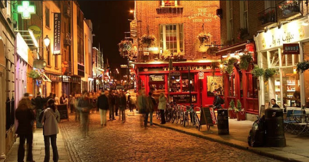 Located in the beating heart of Dublin, the cobbled street square is packed full of boutiques, cafes, galleries, bars, restaurants and pubs