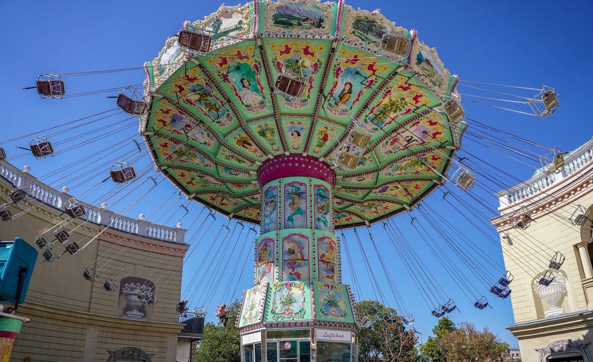 Vienna’s Prater is home to the Giant Ferris Wheel that offers a panoramic view of Vienna 65m in the air