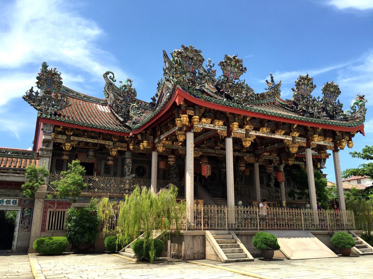 An exquisite clan house in Penang, Khoo Kongsi Clan House is intricately covered in detailed carving of mythical oriental creatures and wall paintings  