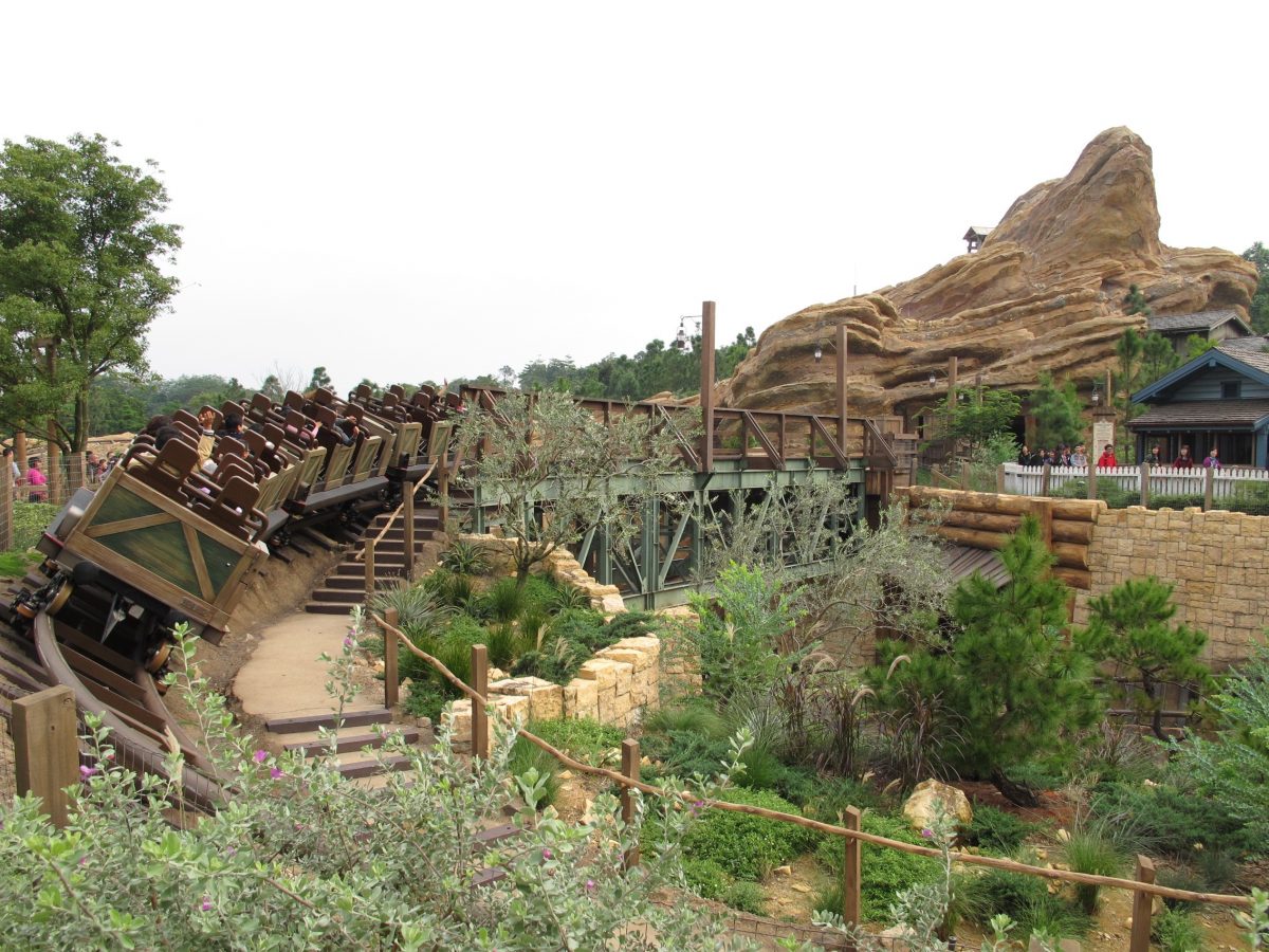 “Big Grizzly Mountain Runaway Mine Cars” ride in Grizzly Gulch, Hong Kong Disneyland. 