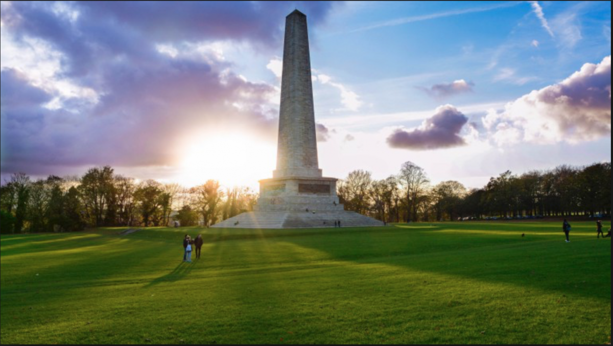 As the largest urban park in Europe, spanning 1752 acres, Phoenix Park is a magnificent enclosed green space, perfect for relaxing and sightseeing