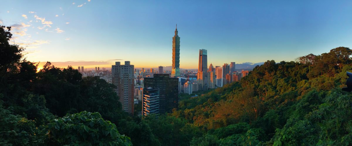 Scenic sunrise view of Taipei’s skyline from Elephant Mountain