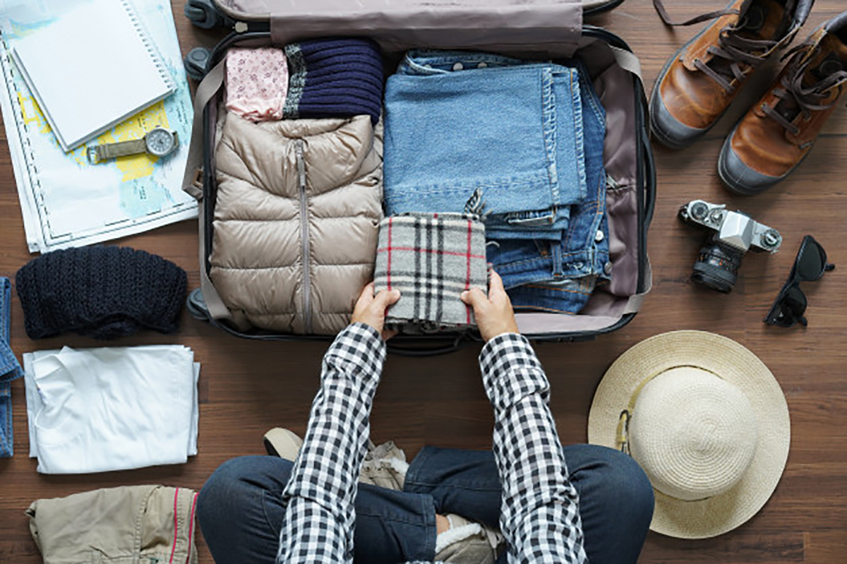 packing the luggage travel