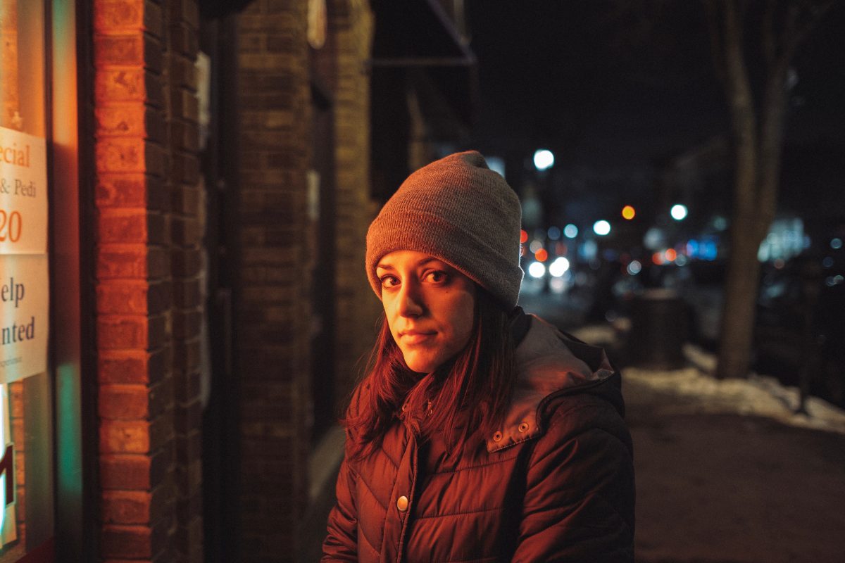Women wearing a beanie at night, ponytail beanies Women wearing a beanie at night, ponytail beanies