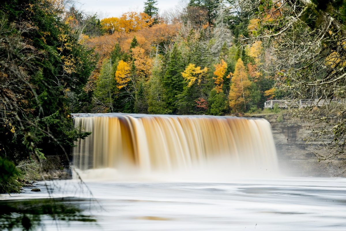 Tahquamenon Falls Tahquamenon Falls