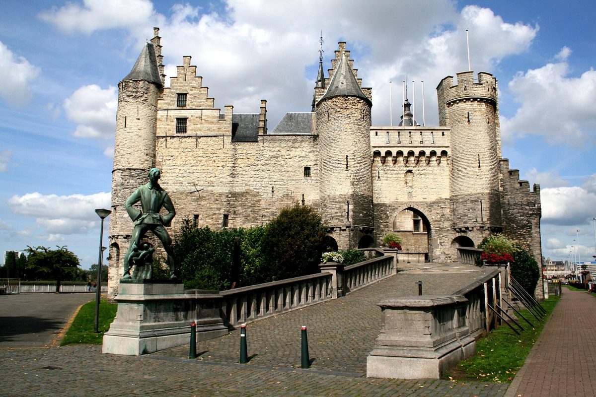 Things To Do In Antwerp, Belgium 1620px 0 Het Steen Antwerpen 1 - Things To Do In Antwerp, Belgium
