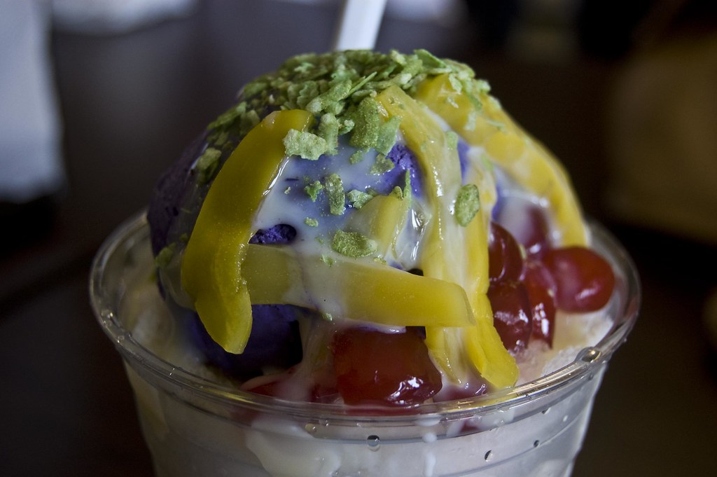 Halo-Halo Halo-Halo