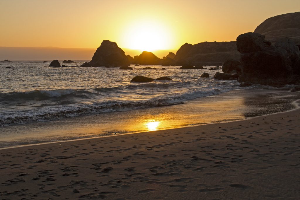 Sunset at Lone Ranch Beach in Brookings, Oregon.