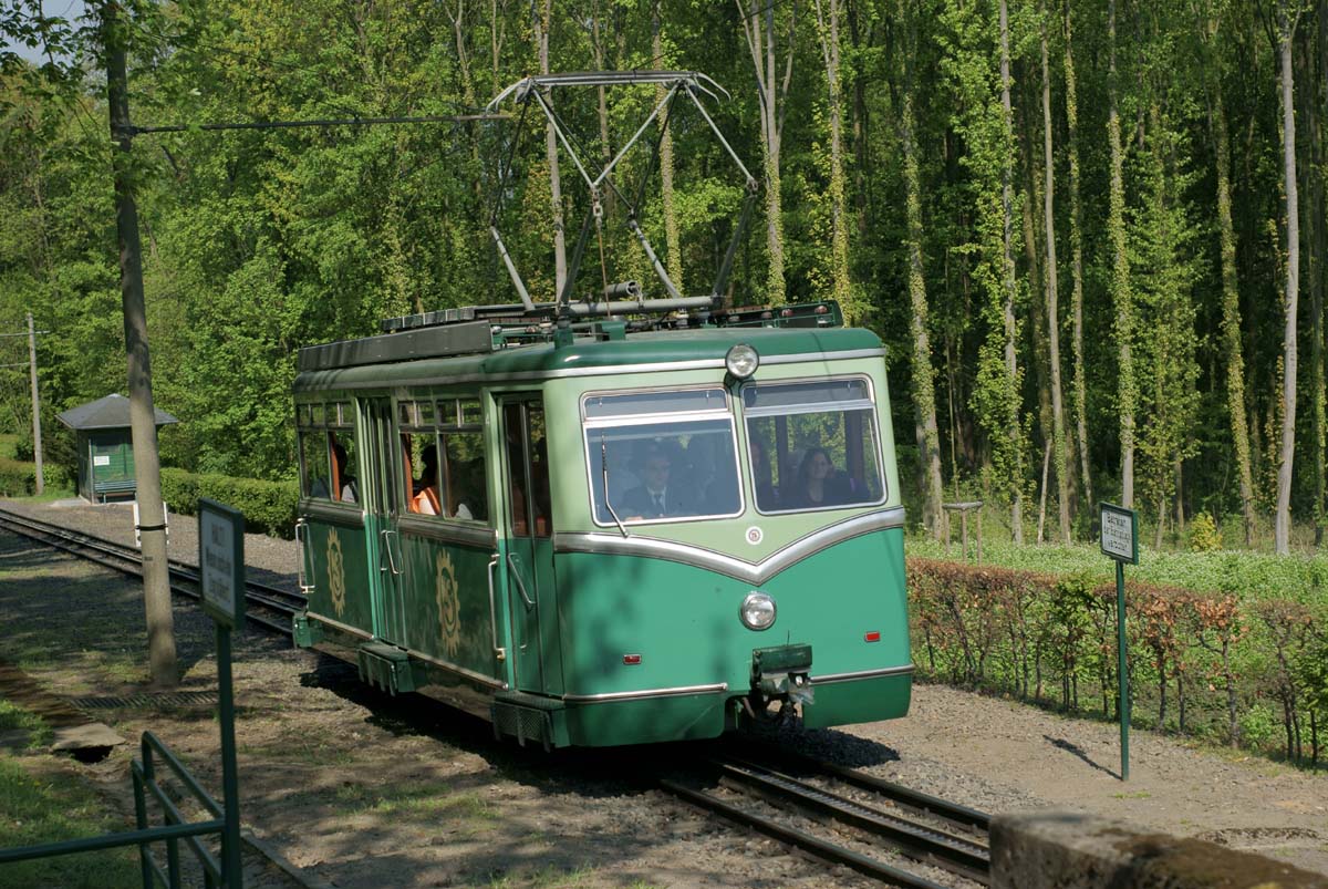 How To Go To Schloss Drachernburg, Bus, Train, Car, Railway, Drachenfels Railway How To Go To Schloss Drachernburg, Bus, Train, Car, Railway, Drachenfels Railway