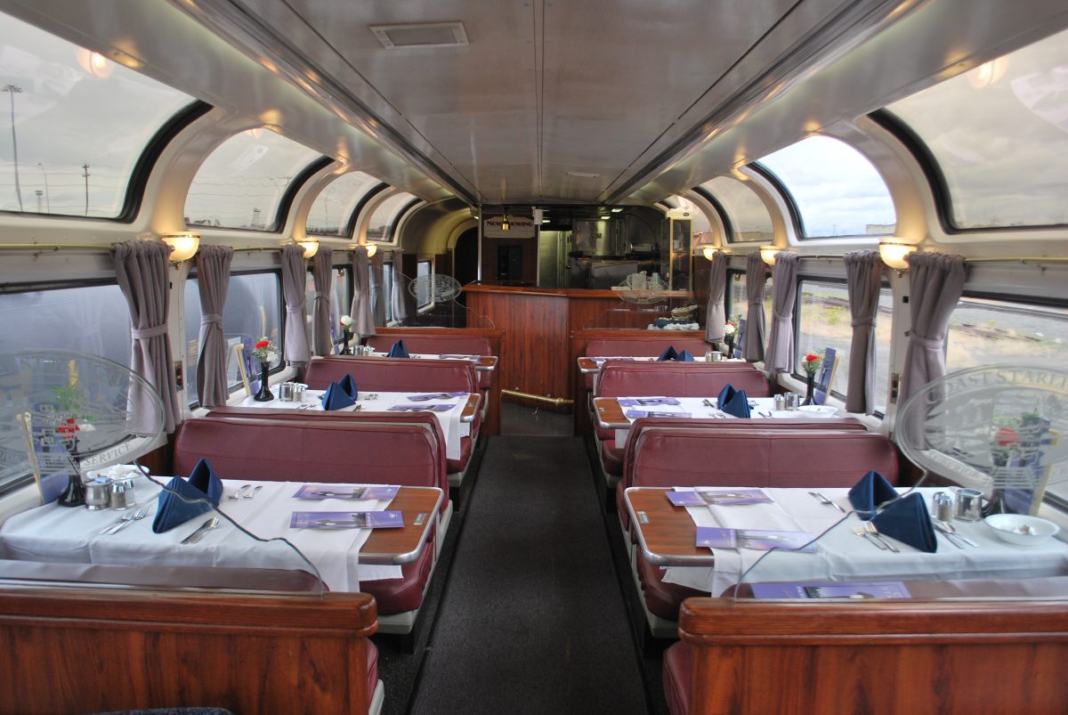 Amtrak Coast Starlight, Dining Lounge