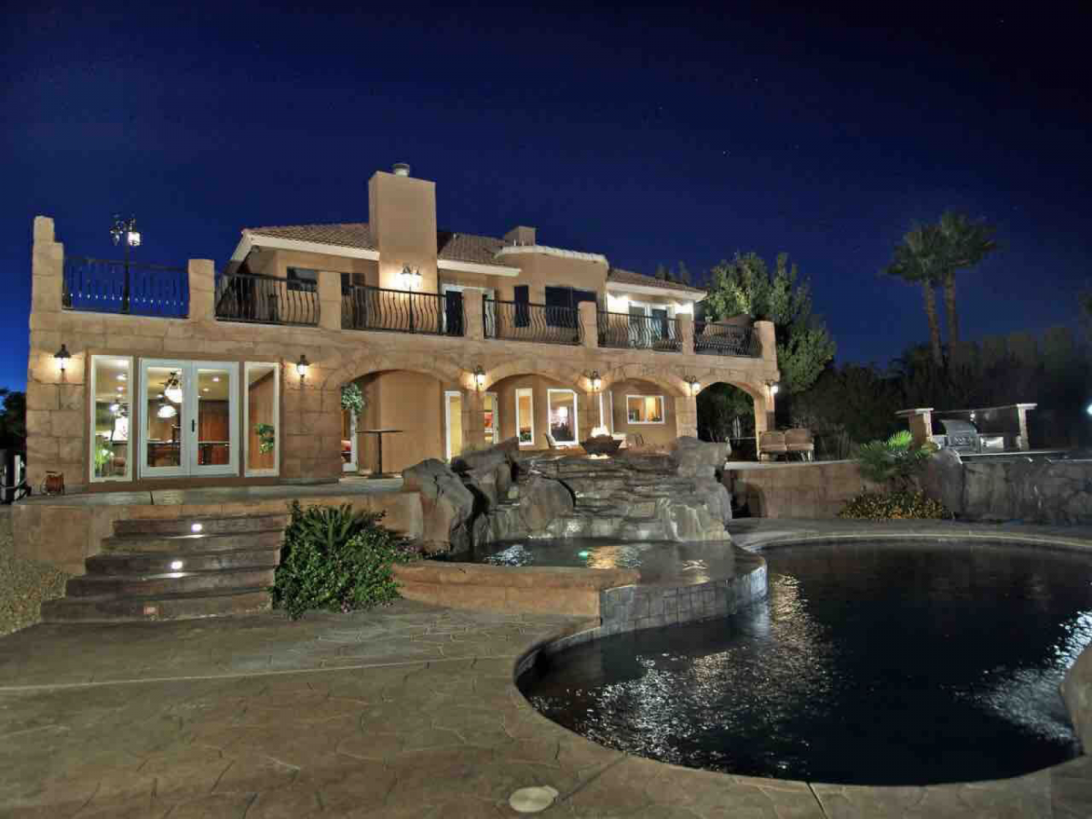 Airbnb Las Vegas, Mafia Villa Oasis Airbnb Las Vegas, Mafia Villa Oasis