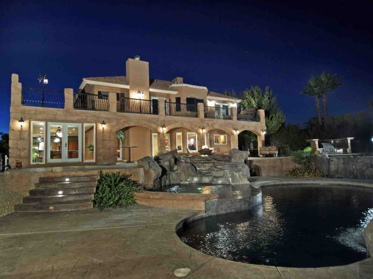 Airbnb Las Vegas, Mafia Villa Oasis