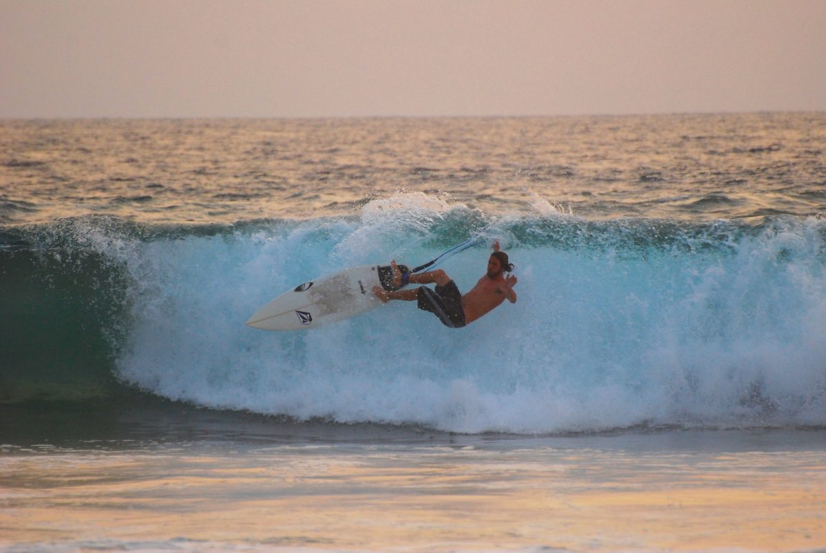 Playa Zicatela, Things To Do In Puerto Escondido, Surfing