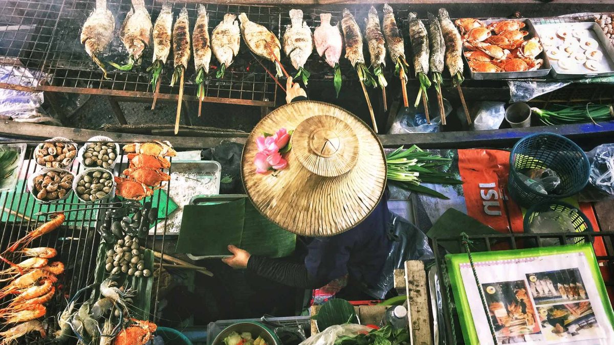 Bangkok-floating-markets