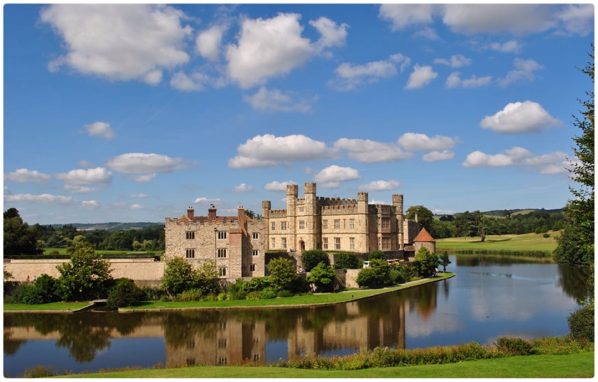 Feature Image Ian Simpson Unsplash - Leeds Castle: All You Need To Know In 5 Minutes