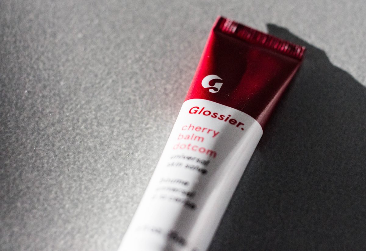 Glossier Balm Dotcom, Best Lip Balms, Frequent Traveller Glossier Balm Dotcom, Best Lip Balms, Frequent Traveller