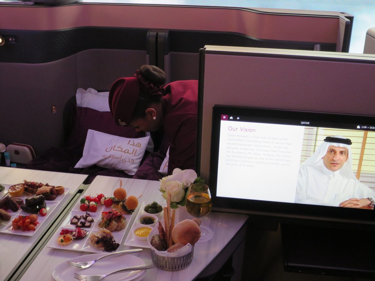 Qatar_Airways_Qsuite_Business_Class_ITB_2017_(12) Business Class Seat at Qatar Airways