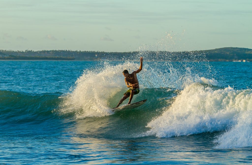 cheap waterproof watch for surfing