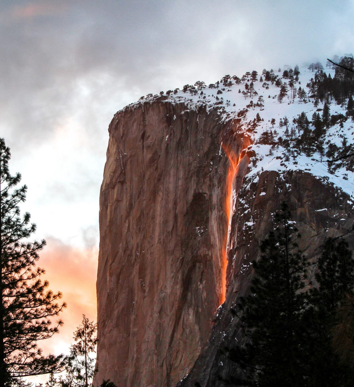 Amazing yosemite firefall