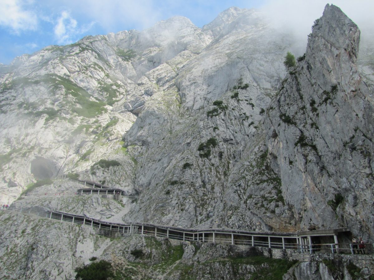 Eisriesenwelt (Werfen): Magical Yet Real