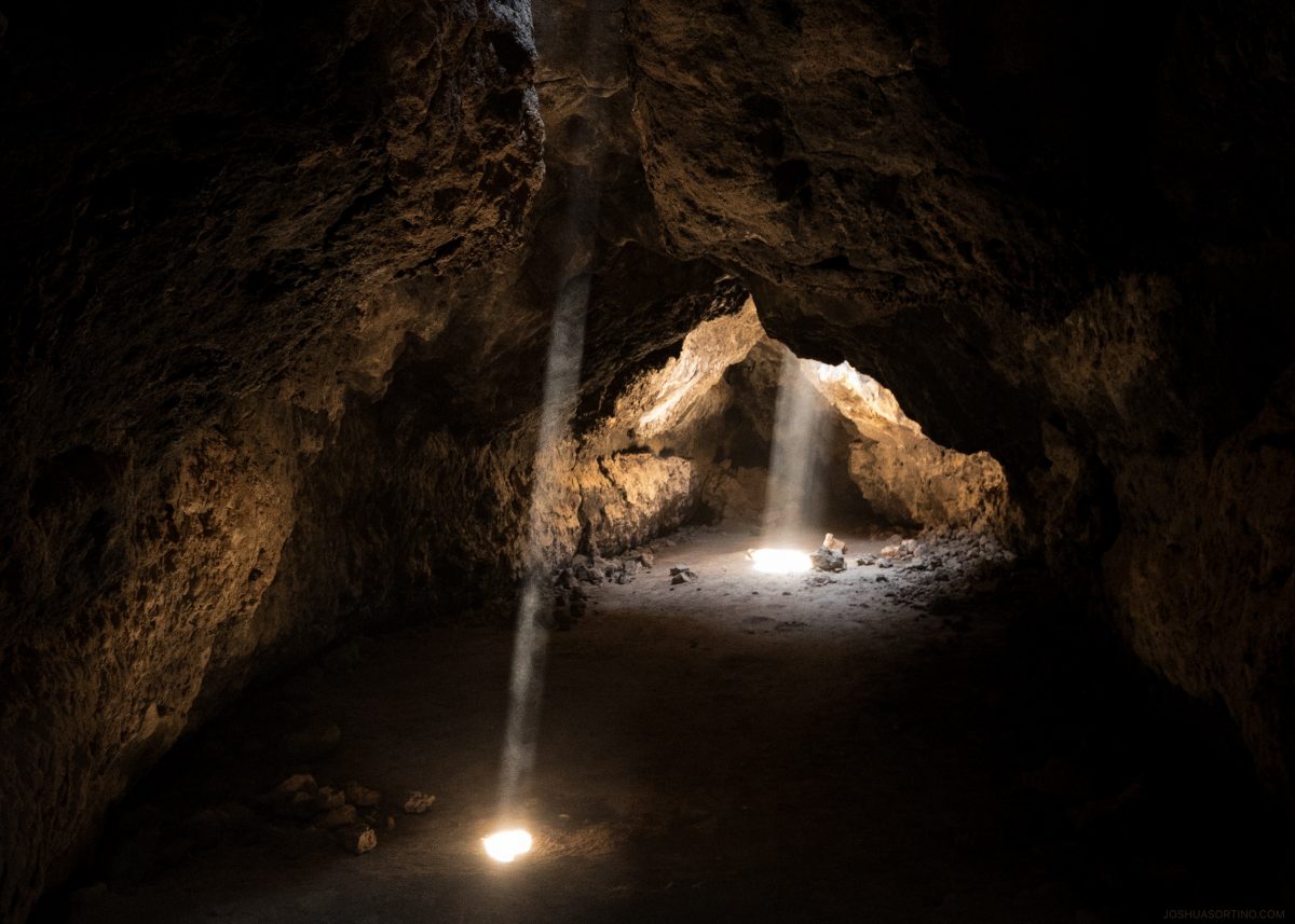 Mitchell Caverns hiking tour