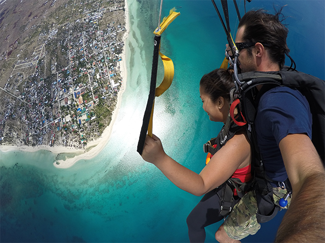 Skydiving in Philippines