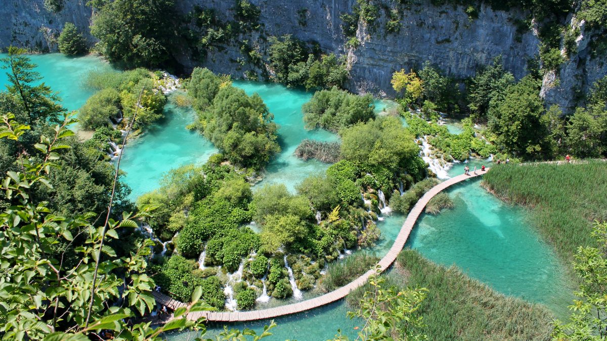 Plitvice Lakes National Park, Croatia, Touring The World – Top 3 Things Everyone Should See Plitvice Lakes National Park, Croatia, Touring The World – Top 3 Things Everyone Should See
