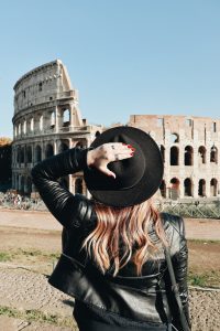 photo 1534430224470 f52e596ced9f 200x300 - La Dolce Vita: 5 Ways To Enjoy Time In Rome, Italy