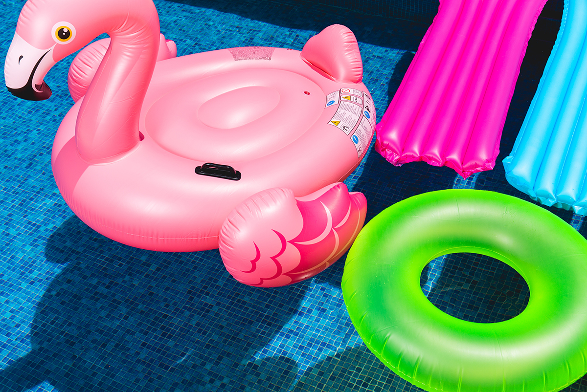 pink-flamingo Pool Floats