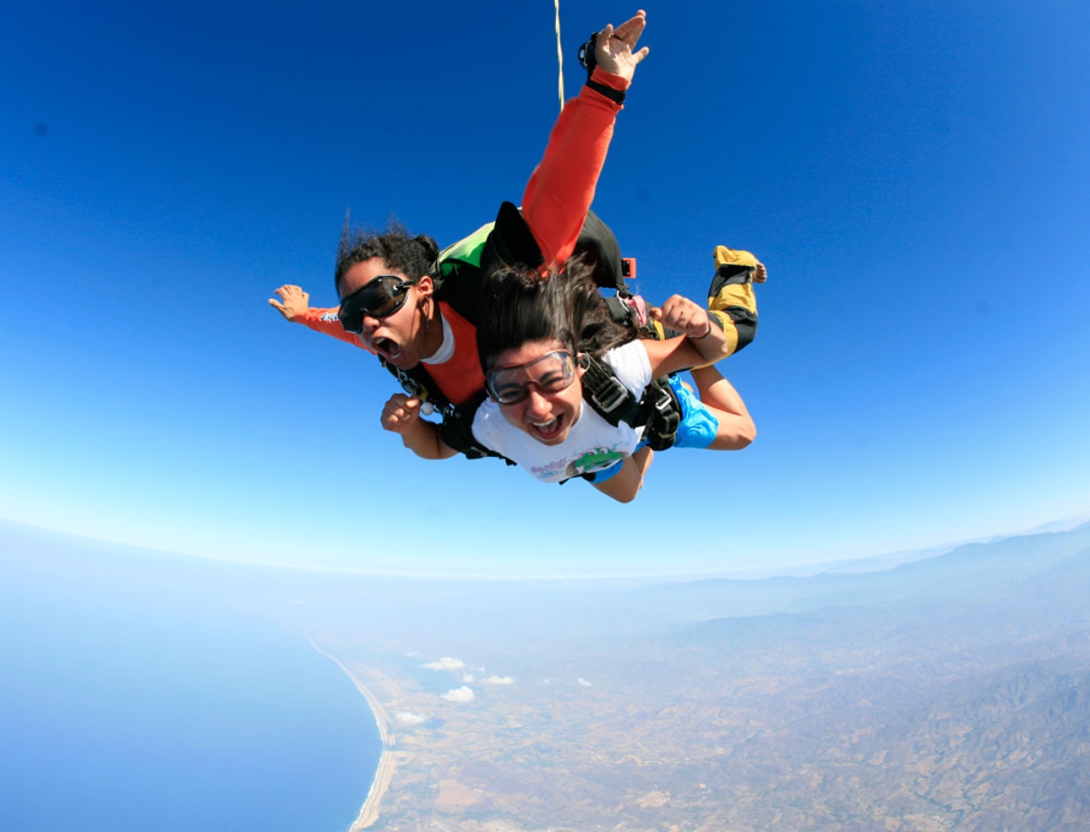 Things To Do In Puerto Escondido, Skydiving, Mexico