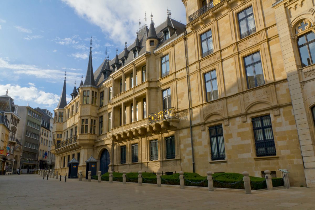 While planning your trip to Luxembourg, one place that will often come up as must-see is the Grand Ducal Palace.