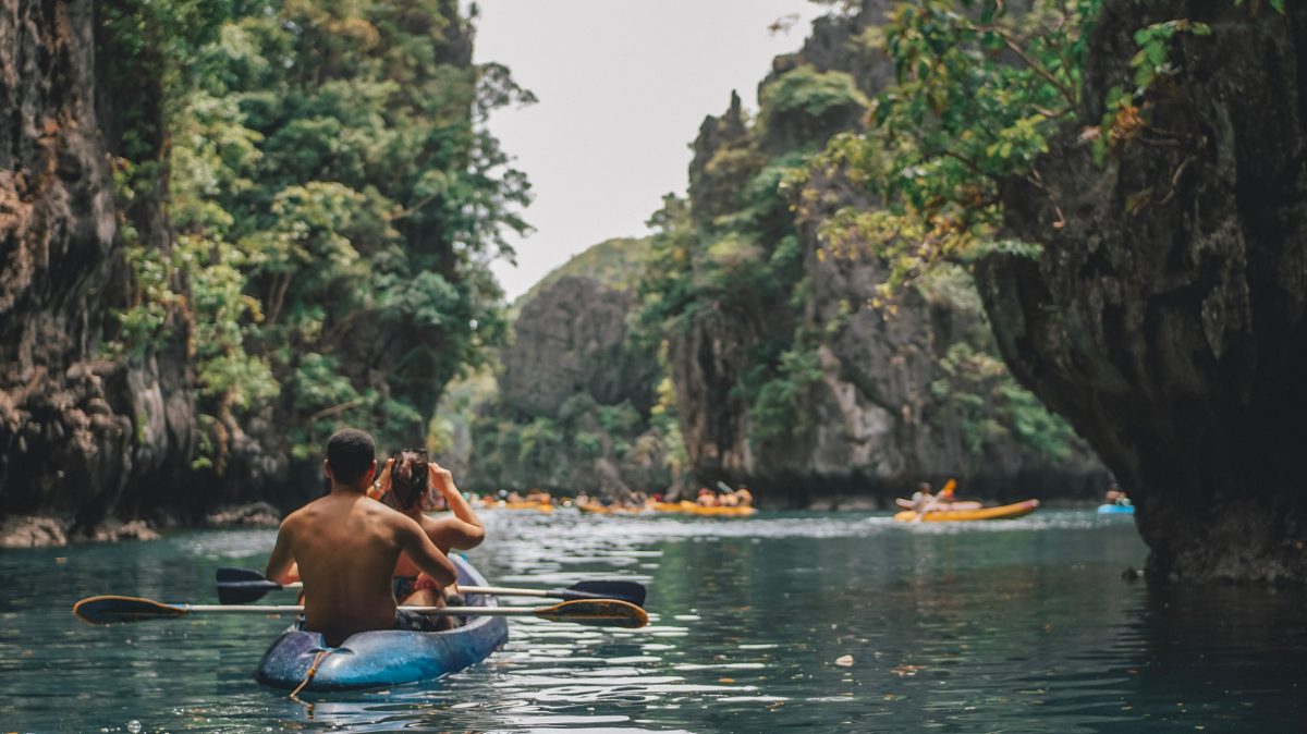 People river rafting 