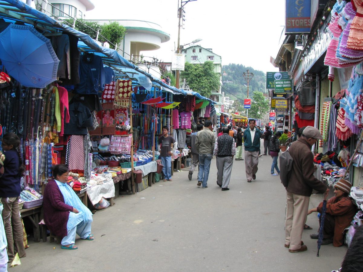 Shopping stalls 