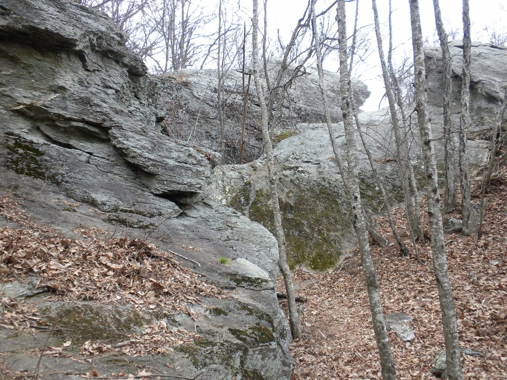 Devil's den CT