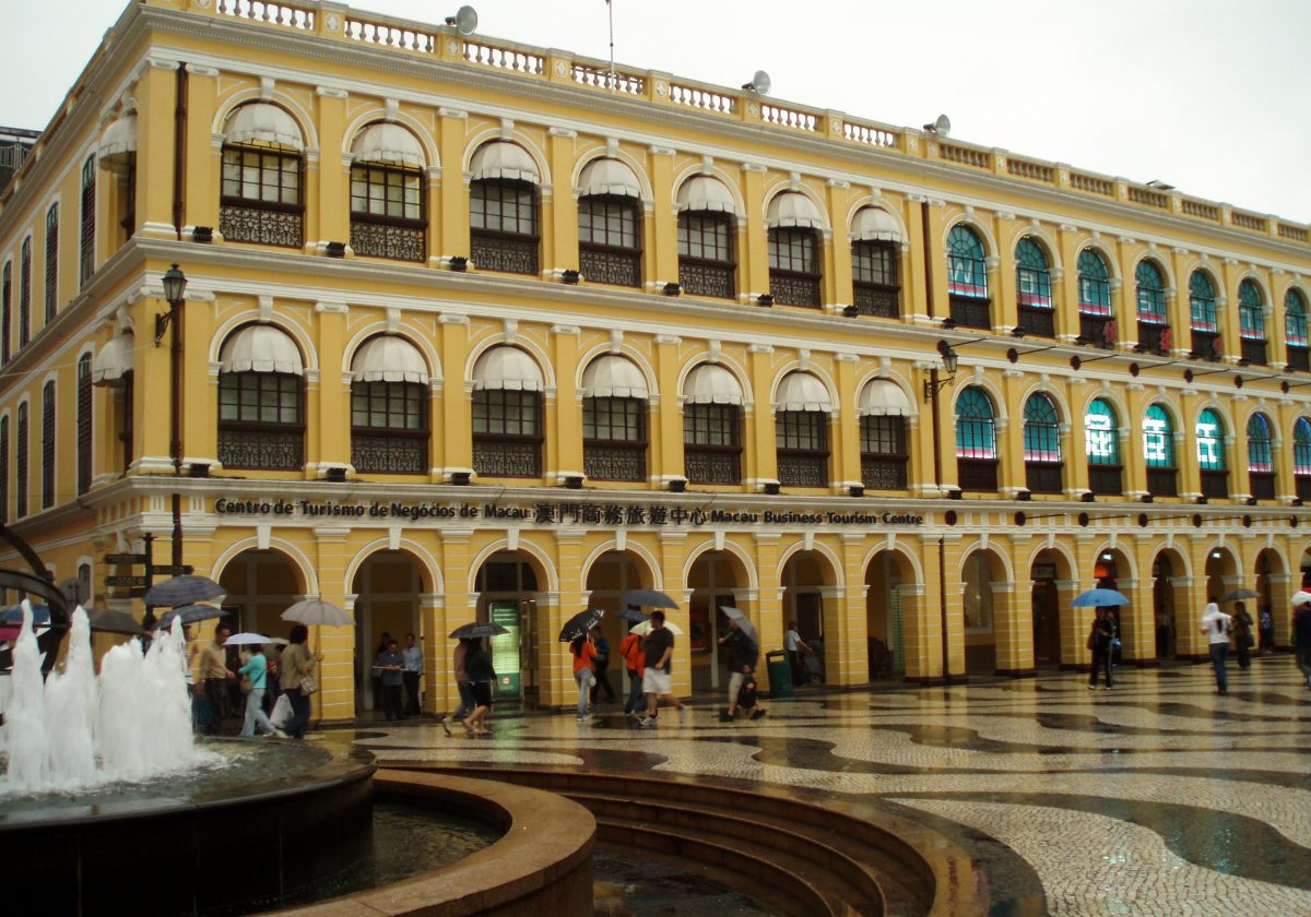 Wander down the cobbled streets of the European-inspired Senado Square and take in the stunning scenery of the architecture that populates the periphery. 