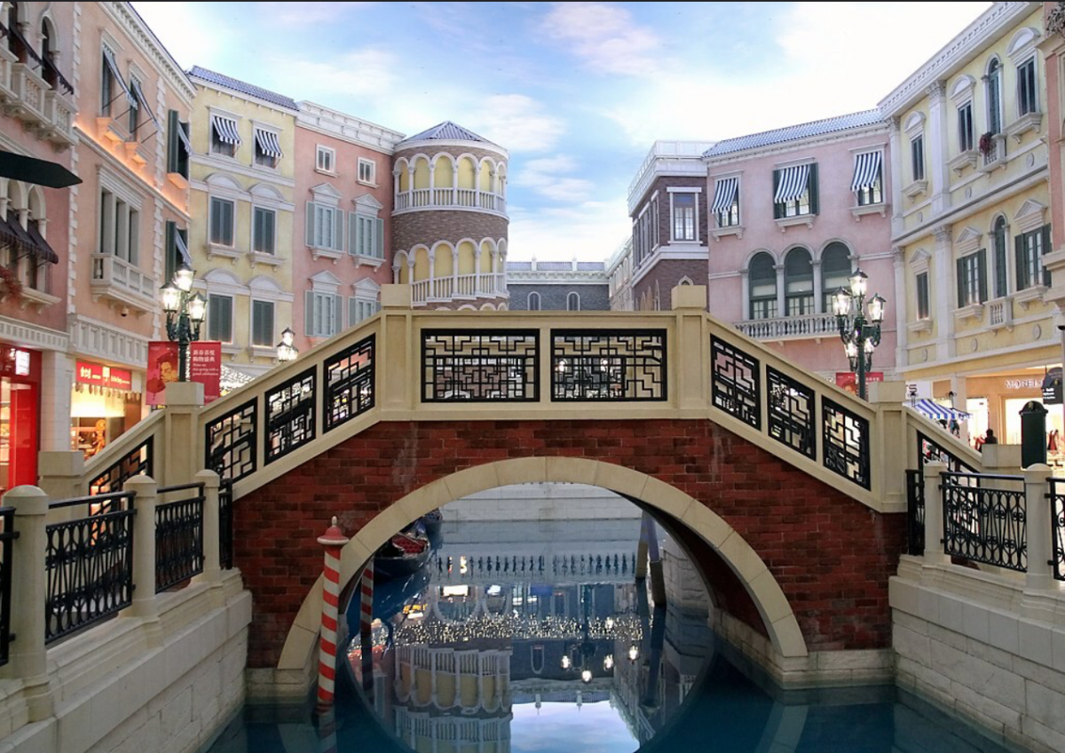 The Venetian Macao is a luxury resort and casino that is modelled after its sister casino resort, The Venetian Las Vegas.