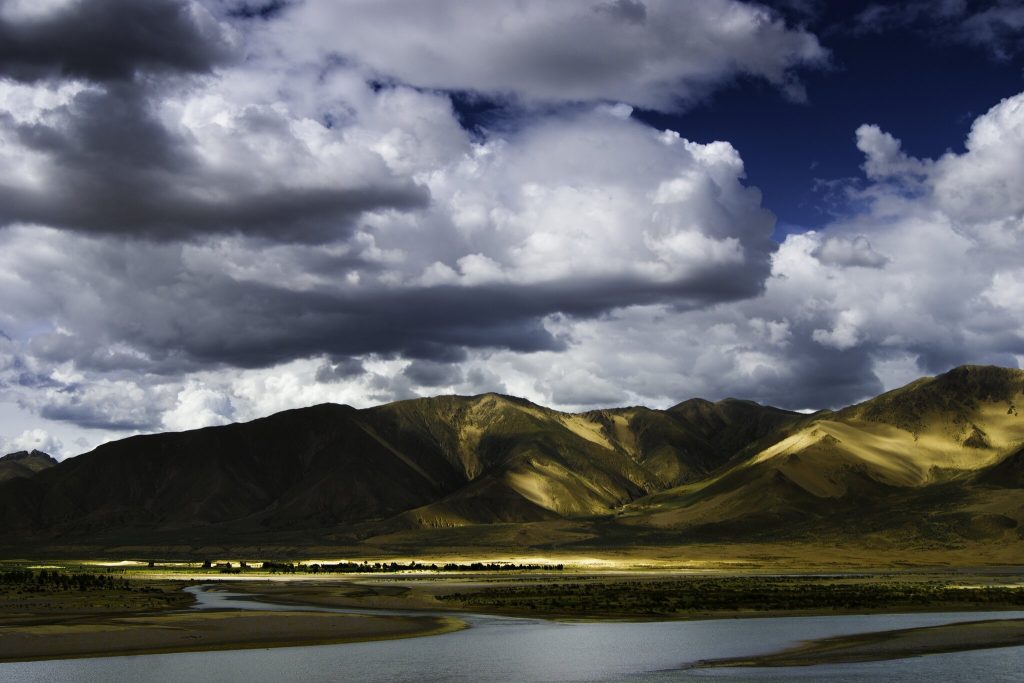 Yarlung Tsangpo River, Brahmaputra River