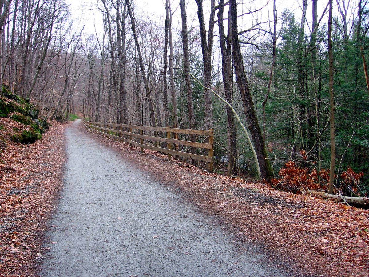 Exercise 10 Hiking Trails In Connecticut TouristSecrets