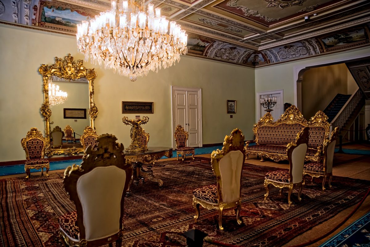 dolmabahce-palace-hall dolmabahce-palace-hall