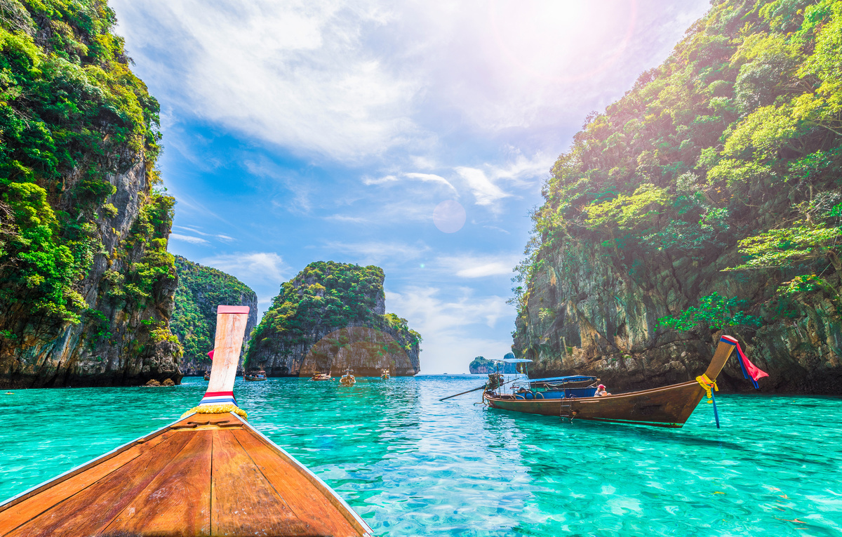 Phi Phi Islands, Krabi, Thailand Phi Phi Islands, Krabi, Thailand