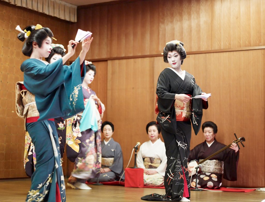 Understanding The Geisha Of Japan TouristSecrets image