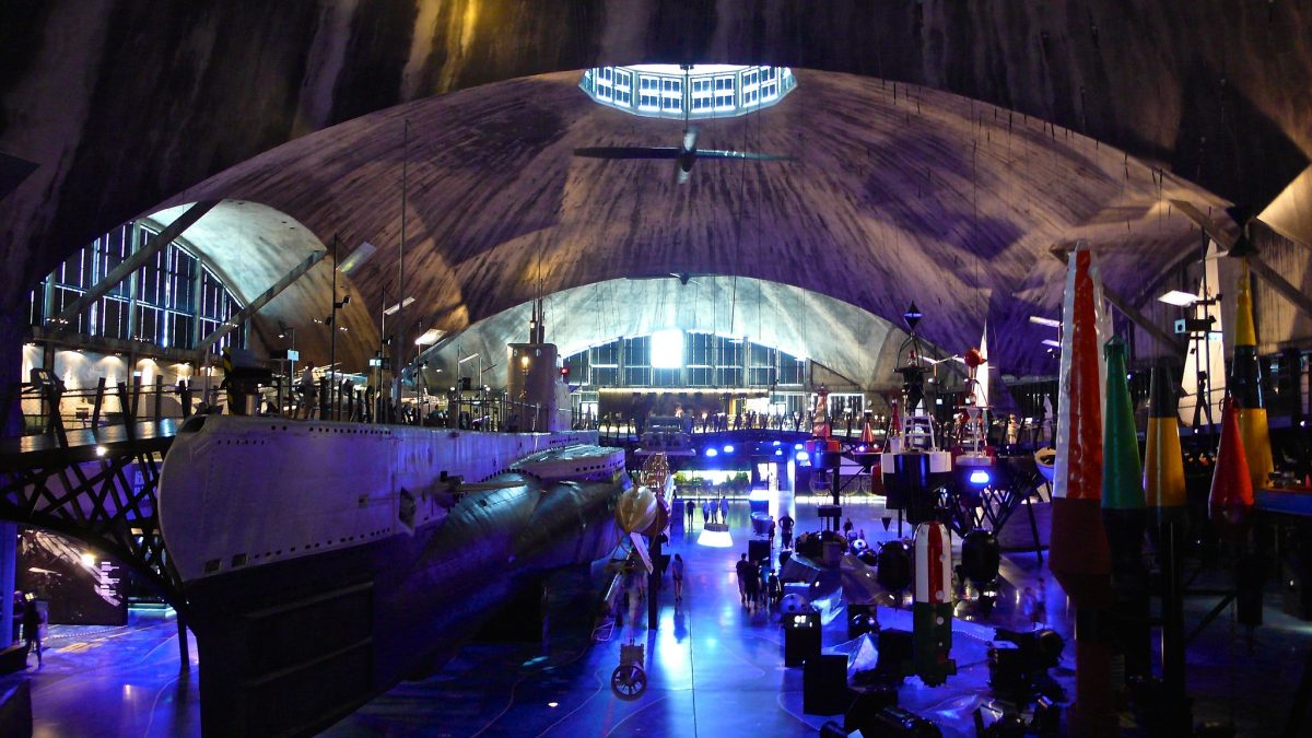 During your trip to Estonia, you might want to visit the Lennusadam Seaplane Harbour. It is a modern maritime museum placed in a hangar which was built at the beginning of the 20th century. 