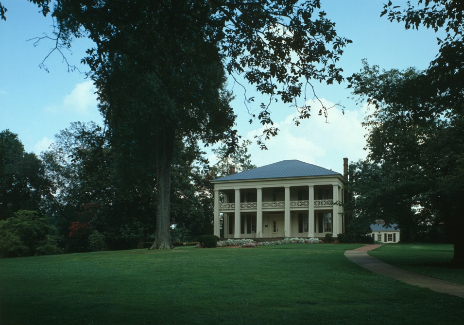 The Arlington Antebellum Home and Gardens is a former plantation house.