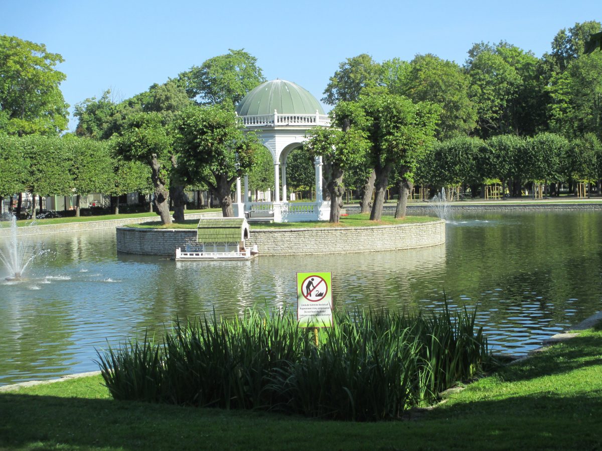 This majestic park in the city centre is a sight you wouldn’t want to miss when you are in Tallinn.