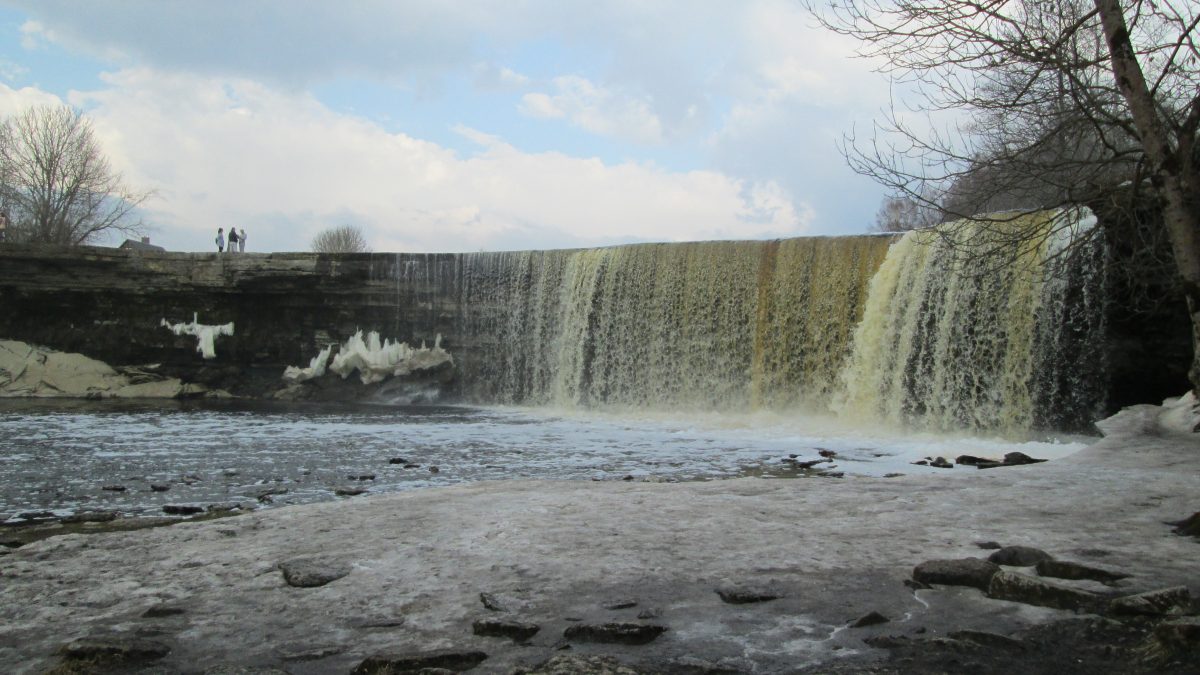 Just 20 minutes east of Tallinn lies Jägala Waterfall, a sight that you will remember for the rest of your life. 