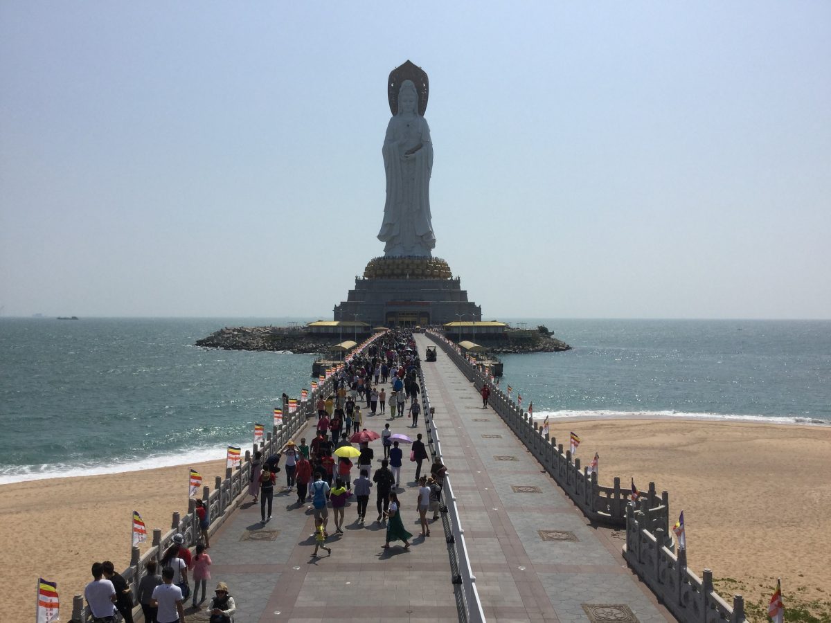 Nanshan Temple is surrounded by a very large park filled with Tang Dynasty architecture, Buddhist statues and images and halls to kneel and pray in.