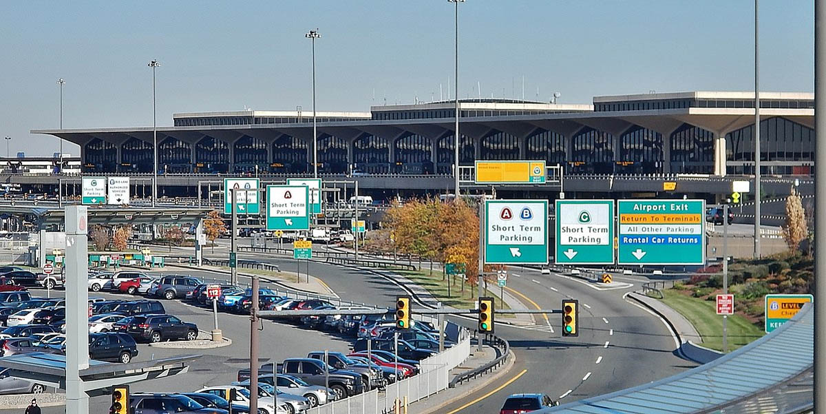 Newark Liberty International Airport (EWR) cars parked outside the Newark Liberty International Airport (EWR)